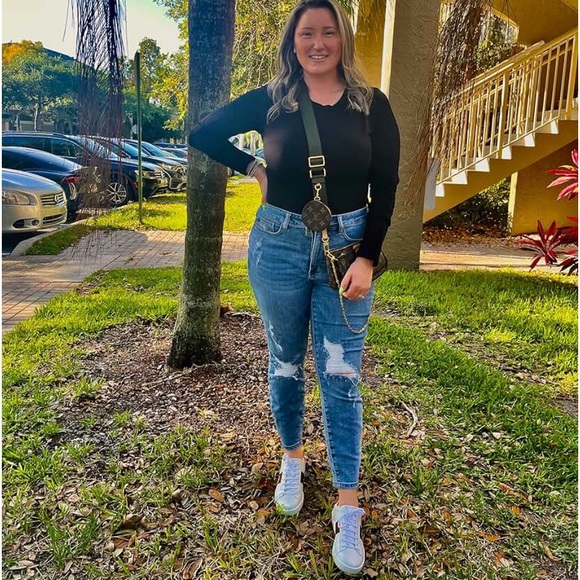 New MANGOPOP Women's Crew Neck Long Sleeve Bodysuit T Shirts Basic Tops - Picture 6 of 12